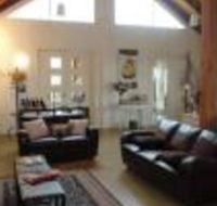 Outlook Hill Pavilion suites  Spa Cottages - Accommodation Asia
