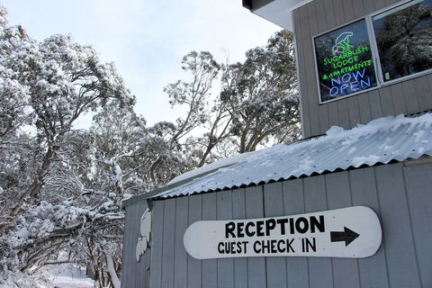 Sugarbush Lodge & Apartments - Accommodation Asia 0