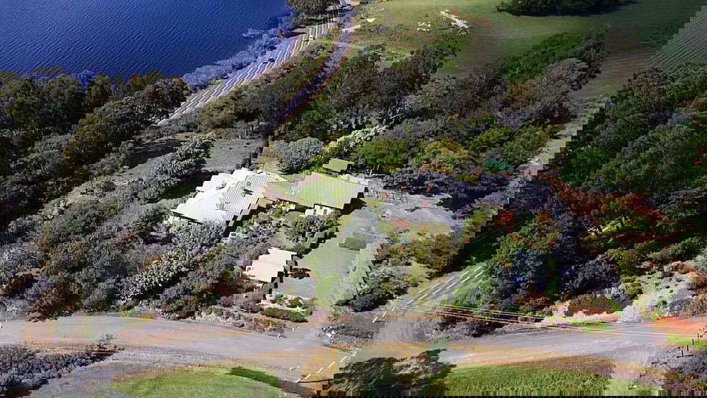 Castle Forbes Bay TAS Accommodation Guide