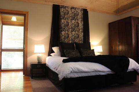 Linden Gardens Rainforest Retreat - Accommodation Asia 3