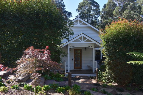 Gatehouse Cottage At Merrow Cottages - Mt Dandenong - Accommodation Asia 1