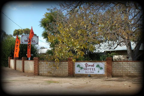 York Motel - Accommodation Asia 1