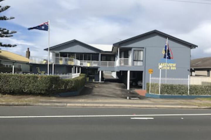Belmont South NSW Accommodation Asia