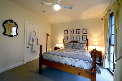 St Helens Country Cottages - Accommodation Guide 6
