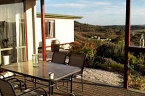 Clare View Accommodation - Accommodation Guide 5