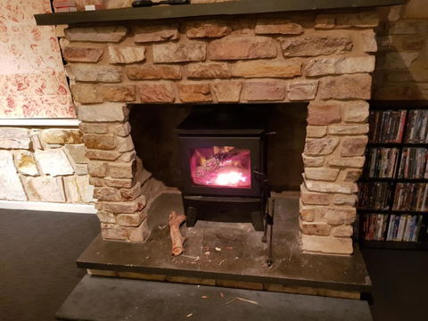 Cooke Cottage - Accommodation Guide 5