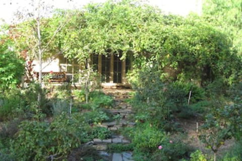 Lemontree Cottage - Accommodation Guide 3