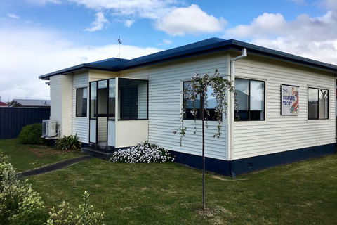 The Tickled Trout - Accommodation Guide 5