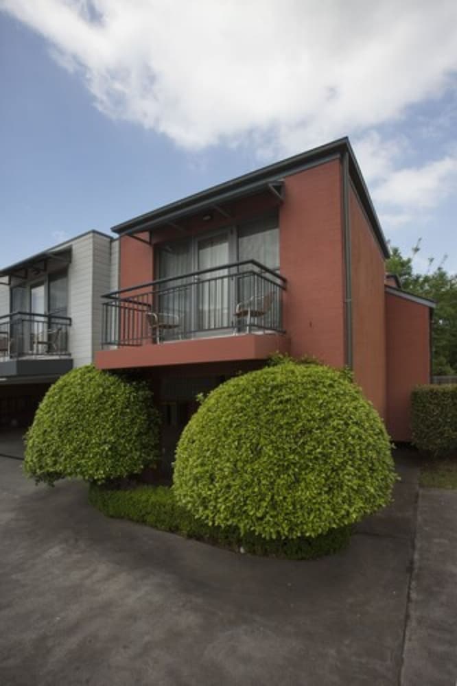 Berry NSW Accommodation Asia