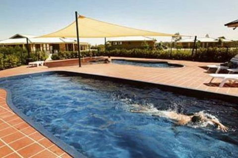 Potters Apartments - Accommodation Asia 4