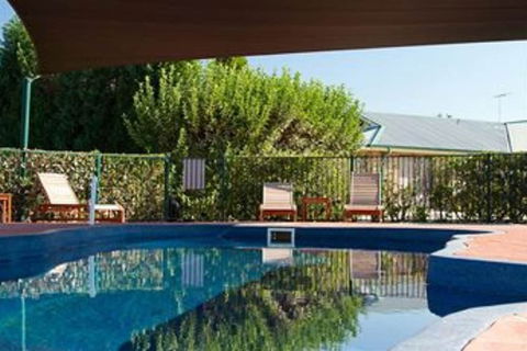 Potters Apartments - Accommodation Asia 3