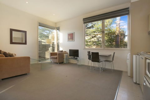 Plum North Melbourne - Accommodation Asia 6