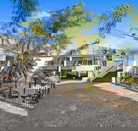 Palm Court Motor Inn - Accommodation Asia