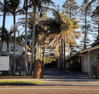 El Lago Waters Tourist Park - Accommodation Asia