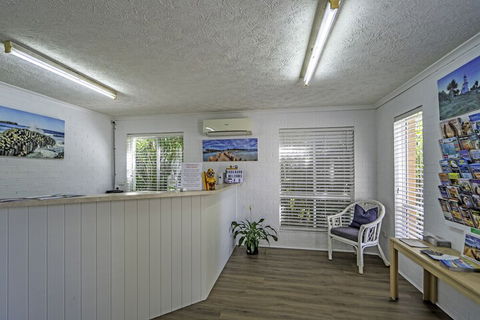 Blue Waters Motel - Accommodation Guide 4