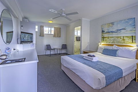 Blue Waters Motel - Accommodation Guide 7