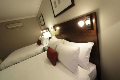 Carlyle Suites & Apartments - Accommodation Asia 2
