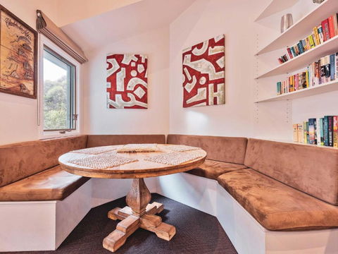 Lhotsky Apartments - Accommodation Asia 4