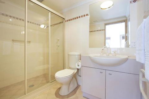 Lhotsky Apartments - Accommodation Asia 2