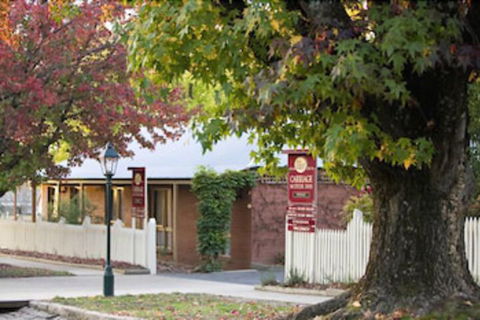 Beechworth Carriage Motor Inn - Accommodation Guide 0