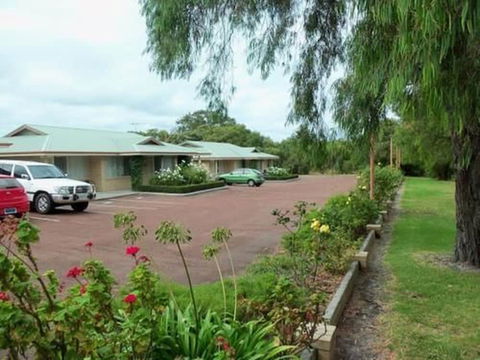 Emu Point Motel & Apartments - Accommodation Asia 1