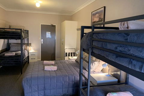 Aalberg Chalet - Accommodation Asia 7