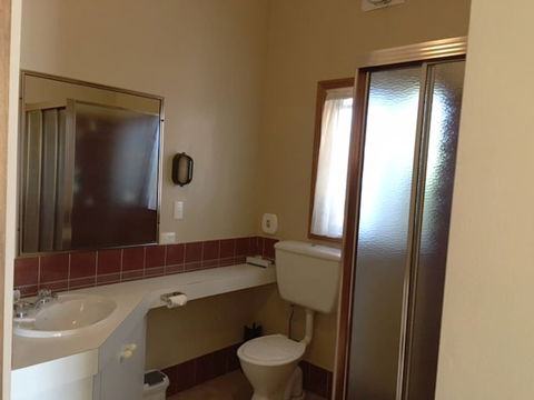 Westwood Motor Inn - Accommodation Guide 6