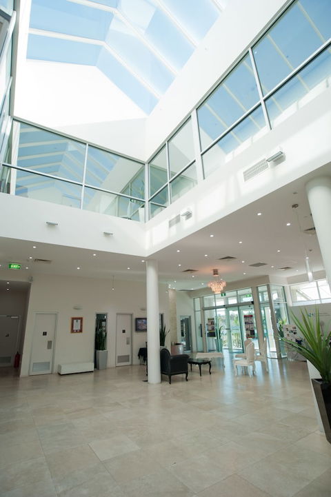Sfera's Park Suites & Convention Centre - Accommodation Guide 2