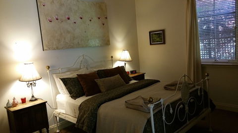 Amy's House - Accommodation Guide 5
