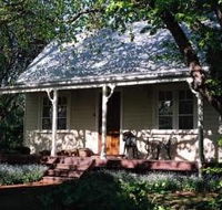 Elm Wood Cottages - Accommodation Asia