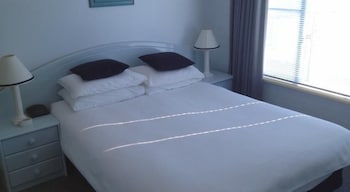 Breakers Apartments Mollymook - Accommodation Asia 4
