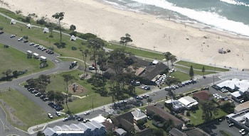 Breakers Apartments Mollymook - Accommodation Asia 0