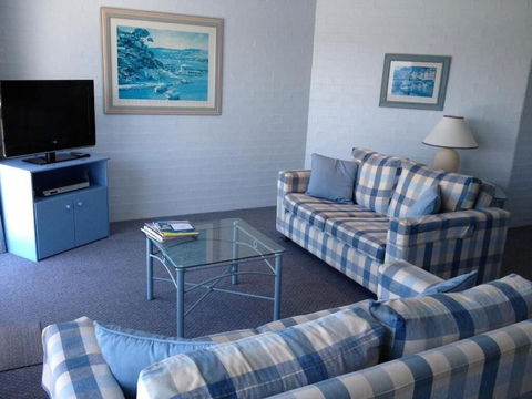 Breakers Apartments Mollymook - Accommodation Asia 5