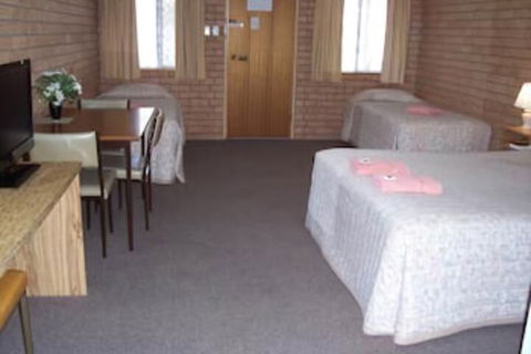 Three Ways Motel - Accommodation Asia 4