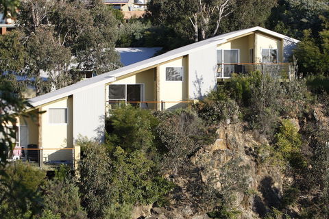 Tathra Beach House Apartments - Accommodation Guide 4