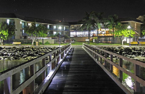Mariners On The Waterfront - Accommodation Asia 4