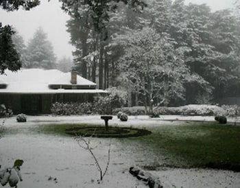 Moulton Park Cottages - Accommodation Guide 1