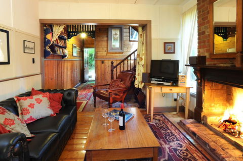 Como Cottages Accommodation - Accommodation Asia 1