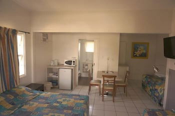 Marlin Motel - Accommodation Asia 3