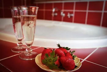 65 Main Daylesford - Hepburn Springs - Accommodation Guide 3