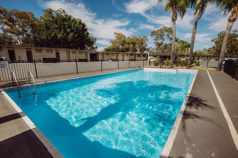 Artesian Spa Motel - Accommodation Guide 2