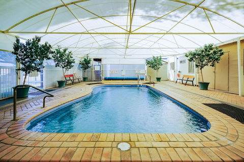 Artesian Spa Motel - Accommodation Guide 3