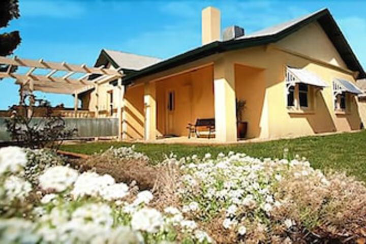  Accommodation Asia