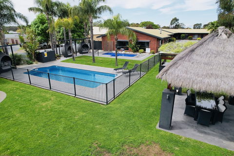 Federation Motel Resort - Accommodation Asia 4