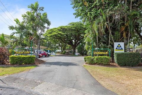 First City Caravilla - Accommodation Guide 3