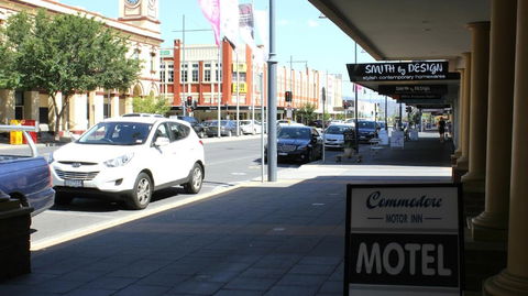 Commodore Motor Inn Albury - Accommodation Guide 0