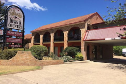 Idlewilde Town & Country Motor Inn - Accommodation Guide 0