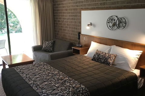 Idlewilde Town & Country Motor Inn - Accommodation Guide 6