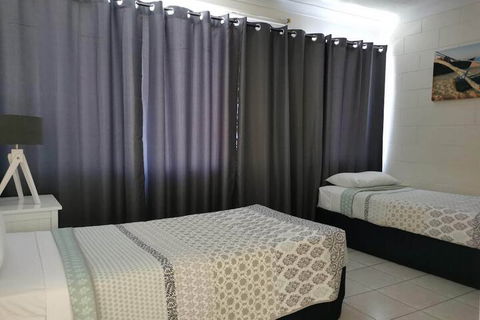 Palm Waters Holiday Villas - Accommodation Asia 5