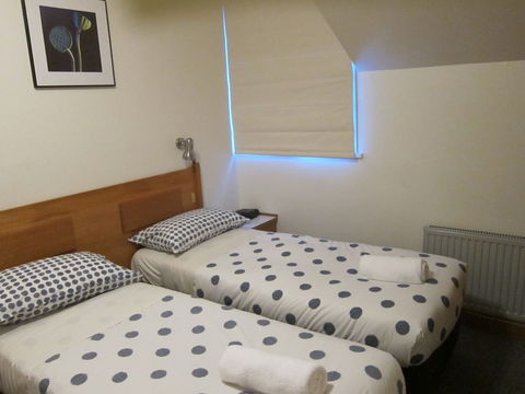 Alpenhorn - Accommodation Asia 6